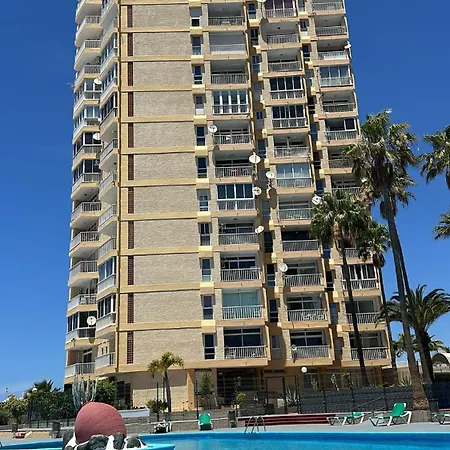 Apartament Torres De Yomely *