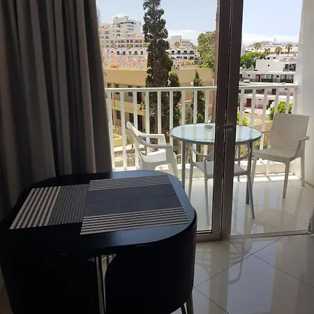 Apartament Torres De Yomely *